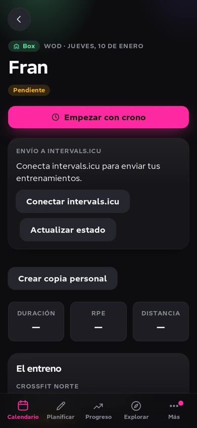 Sesión de entrenamiento con ejercicios, cronómetro y registro de resultados.